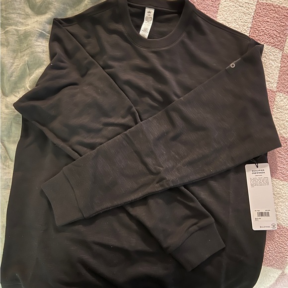 ALO Yoga Shirts Alo Yoga Mens Qualifier Crewneck Black Poshmark